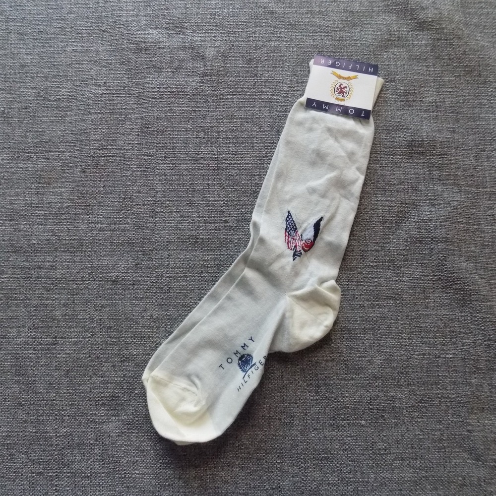 Tommy Hilfiger Crew Socks Mens OS White NEW Vintage USA Eagle Flag 944033 SR #38